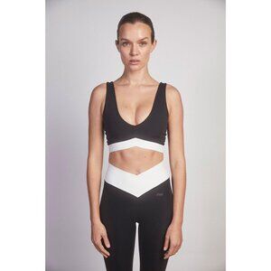 Joja Drive Sports Bra in Onyx